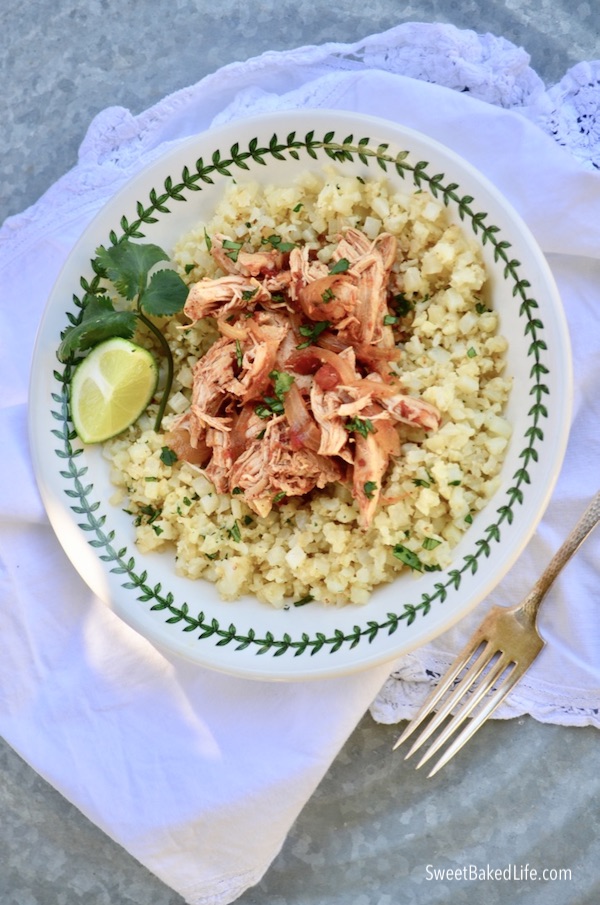 Whole30: Slow Cooker Mexican Chicken and Lime Cauliflower Rice @sweetbakedlife.com